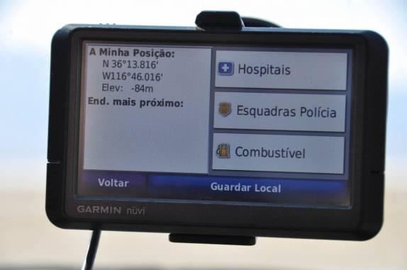 A Fiona bate seu recorde de altitude negativa na Badwater Basin, ponto mais baixo das américas, no Death Valley National Park, na Califórnia - EUA